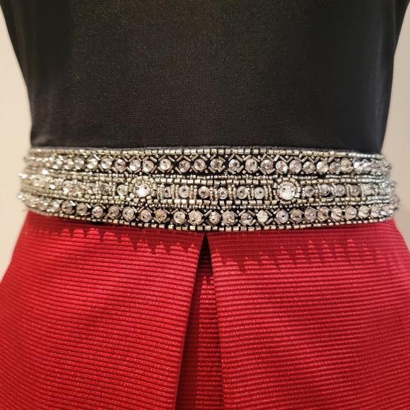 AIDAN MATTOX BLACK AND RED EMBELLISHED EVENING DRESS - Picture 8 of 11